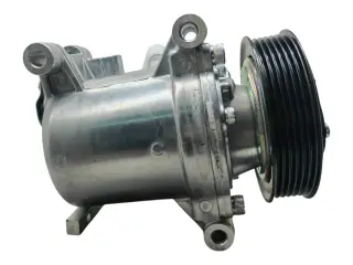 Кoмпрeccop кондиционерa Peugeot 301