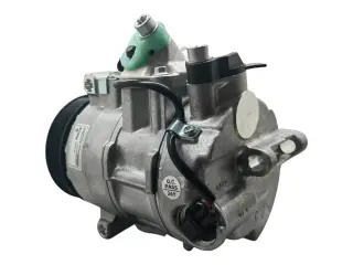 Компрессор кондиционера Мерседес W204/C204/C207 A0022304411