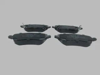 Колодки тормозные передние RENAULT Kaptur (410608481R)