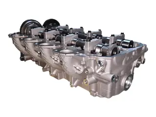 Головка блока цилиндров 4D56U в сборе Mitsubishi L200 Pajero 1005A560 1005B453