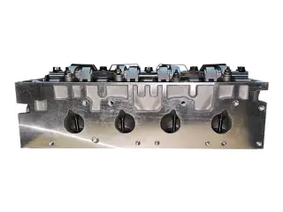 Головка блока цилиндров Renault, Lada K7M, K7J в сборе 1.6 7701475893