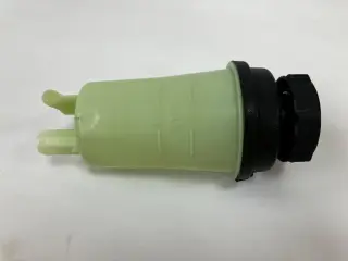 Бачок ГУР Ford Focus