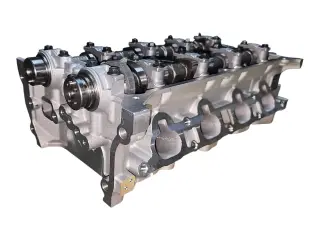 Головка блока цилиндров в сборе Mazda 3 1.6 ZY371001XB