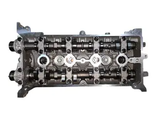Головка блока цилиндров в сборе Mazda 3 1.6 ZY371001XB